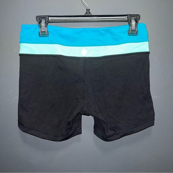 Women’s Lululemon Wunder Shorts Black with Multi Color Waistband size 8 Bike - Picture 3 of 5